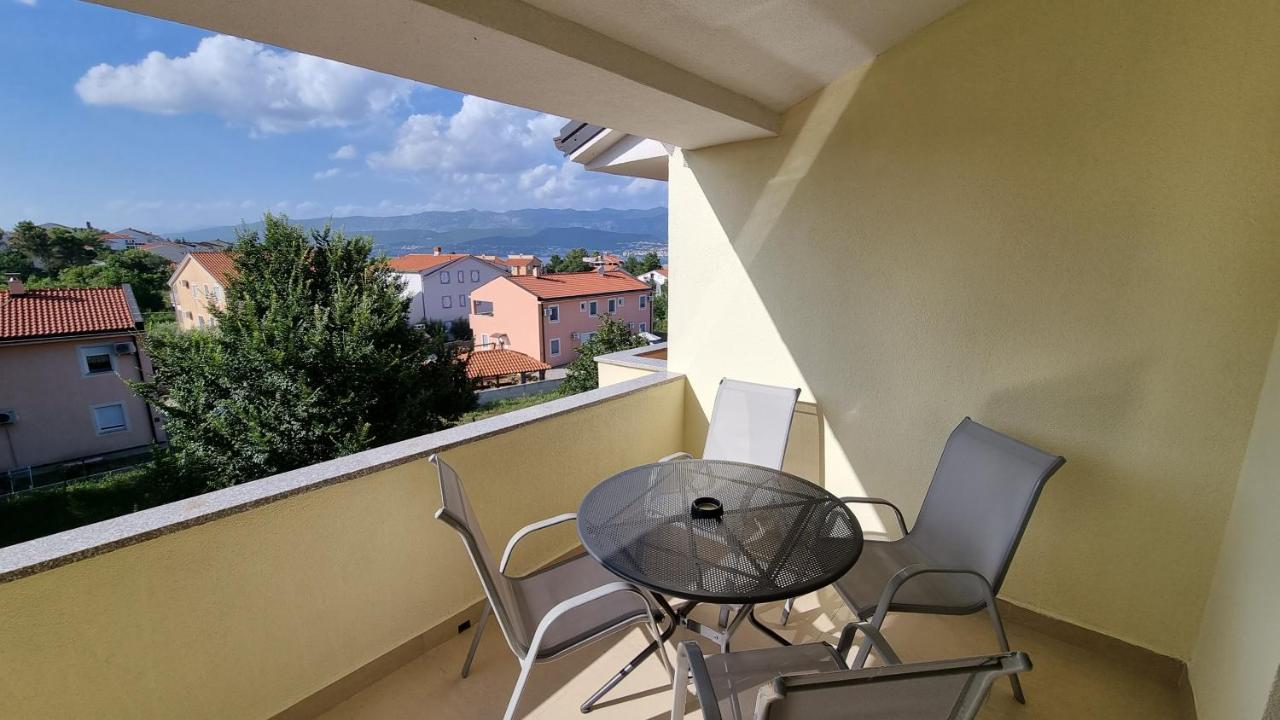 Apartments Bellator Šilo Εξωτερικό φωτογραφία