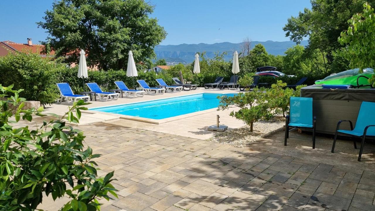Apartments Bellator Šilo Εξωτερικό φωτογραφία