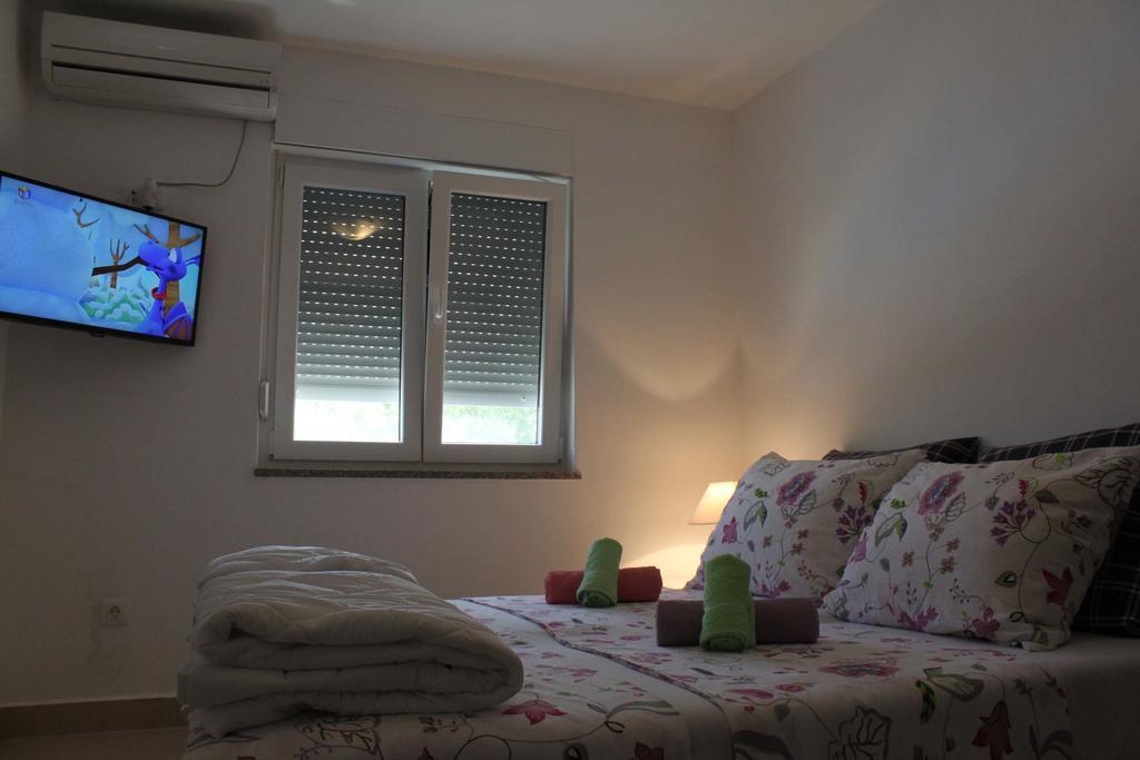 Apartments Bellator Šilo Εξωτερικό φωτογραφία