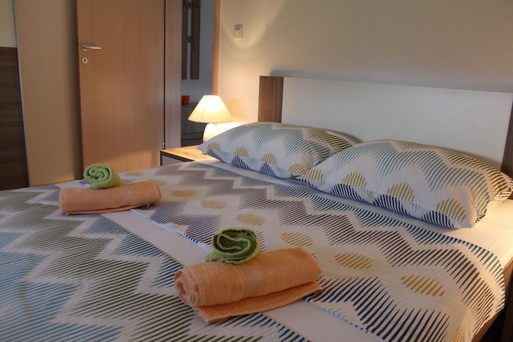 Apartments Bellator Šilo Εξωτερικό φωτογραφία