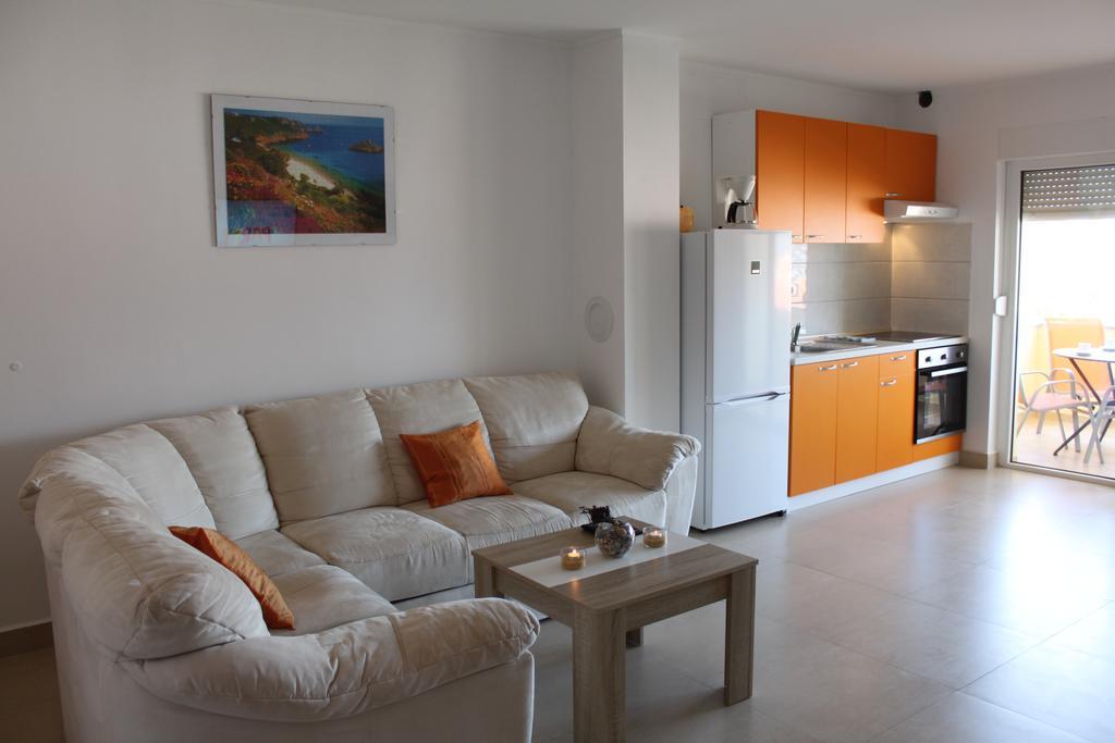 Apartments Bellator Šilo Εξωτερικό φωτογραφία